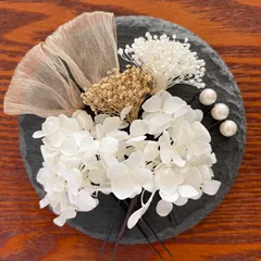 【再販】紫陽花　かすみ草　チュール　パール　ゴールド　ホワイト　髪飾り　結婚式　成人式　卒業式　お宮参り　前撮り　振袖　袴　着物　和装　浴衣