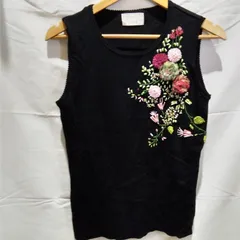 ③【レア】マリアピア 伊万里 モチーフ ベスト 黒 ブラック お花  ダリヤ アンティーク ヴィンテージ 古着 トップス 春服 夏服 秋服  レディース 婦人服 レトロ Mサイズ Lサイズ LL