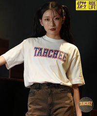 【ムラスポ公式】新品 TAHCHEE ターチー 半袖 Tシャツ レディース カレッジロゴ フロントプリント バックプリント ルーズシルエット TC240900-05
