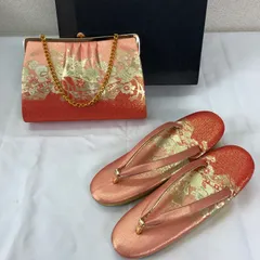 【美品】 草履 バッグ セット ／ Zori Sandals & Handbag Set 金×朱赤 古典柄 チェーン付きバッグ 振袖 訪問着 留袖 成人式 結婚式 和装小物