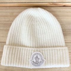 MONCLER モンクレール・アイコンラインストーン ワッペン付 ニットキャップ ホワイト 白