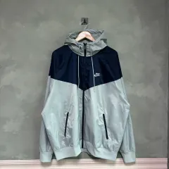 Nike(ナイキ） ウインドランナー ウインドブレーカー ネイビー グレー