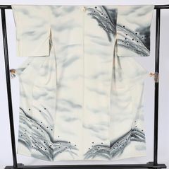 着物 訪問着 総絞り 汕頭刺繍 スワトウ刺繍 白灰紫 曇文 正絹 身丈157cm 着物 訪問着 総絞り 汕頭刺繍 スワトウ刺繍 白灰紫 曇文 正絹 身丈