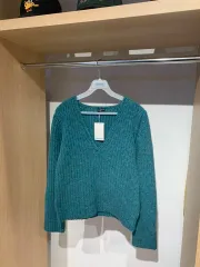 ( W 1 ) MARGARET HOWELL(マーガレットハウエル) Vネック ウール ニット