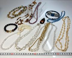 ネックレス 7本セット ビーズ クリスタル調 - メルカリ