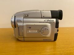 Victor ビデオカメラ GR-DVL7 中古 R822 - メルカリ
