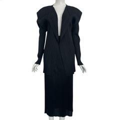 新品同様 ISSEY MIYAKE イッセイミヤケ PLEATS PLEASE プリーツ