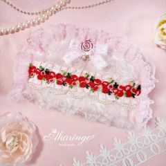 ハンドメイド　苺みるくケーキポーチ （ピンク）化粧ポーチ 小物入れ