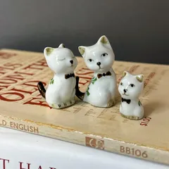 面白い顔の首長猫の大きめフィギュリン愛嬌抜群なオブジェヴィンテージ陶器