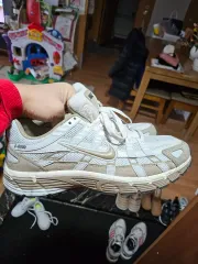 NIKE(ナイキ) p6000 靴を売っています