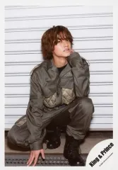 【中古】生写真(ジャニーズ) King ＆ Prince/高橋海人/全身・衣装グレー・つなぎ・左手顔・右手下/シングル「Mazy Night」MV＆ジャケ写オフショット/公式生写真