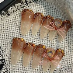 ネイルチップつけ爪　005 茶色リボン　Mサイズ