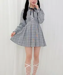 Honey Cinnamon デコルテ開きプリーツワンピース チェック柄 サックス
