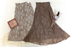新品タグ付き⭐︎°natural coutureレースロングスカート　2点♡