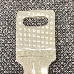 オフィス家具　鍵　中古　オカムラ　OK2675　書庫　ロッカー　デスク　メーカー純正
