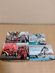 ユニコーンガンダム、シナンジュ、ニューガンダム、RX-78-2の4点セット