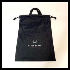 【新品未使用】【BLACK EMBER ブラックエンバー】収納袋　巾着　黒　ブラック　シャカシャカ素材