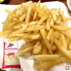 【4kg】北海道産じゃがいも使用！フレンチフライポテト ストレートカットポテト 7.5mm １ｋｇ×４袋セット