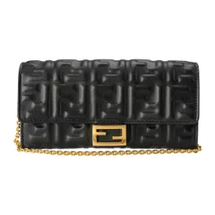 未使用級✨FENDI フェンディ　チェーンウォレット　長財布　スタッズ　正規品 フェンディ チェーンウォレット/長財布/セカンドバッグ バッグ