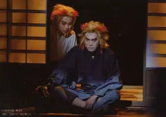 【中古】生写真(男性) 下川恭平(煉獄千寿郎)・細見大輔(煉獄槇寿郎)/ライブフォト・横型・キャラクターショット/舞台「『鬼滅の刃』 其ノ参 無限夢列車」舞台写真