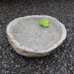 クーポンで割引 縁先手水鉢 立鉢 夏目 立手水鉢② 天然石【引き取り