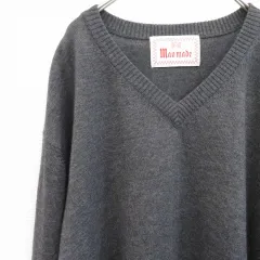 mao made マオメイド ニット トップス Vネック 濃いグレー系 a913036iのサムネイル