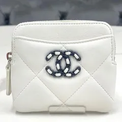 シャネル　ジップコインパース　シャネル19　白　ラムスキン　AP2086