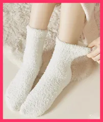 【スタッフおすすめ！】 レディース もこもこあったかソックス靴下 カジュアル防寒靴下/韓国風無地ソックス/モコモコ ソックス ルームソックス 厚手 保温くつした 伸 おすすめ おしゃれ　かわいい　人気 98XYUE-001