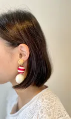 ボンボンイヤリング 3連ボーダーボンボン 大人可愛いアクセサリー