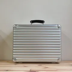 常田大希着用　RIMOWA リモワ Classic Check-in M 常田大希着用 RIMOWA リモワ Classic Check-in M - メルカリ