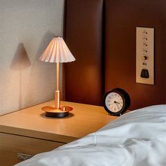 ESV120 【希少】 SEIKO ピラミッドトーク 置時計 - メルカリ