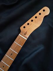 ストラトキャスターピックガードアッセンブリーアルニコV PU