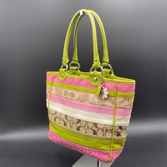 76 COACH コーチ ショルダーバッグ シグネチャー  ピンク系 レディース