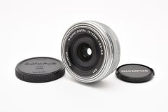 ★美品★オリンパス OLYMPUS M.ZUIKO DIGITAL 14-42mm F3.5-5.6 EZ ED MSC 《キャップ付属》★ LL66#4758