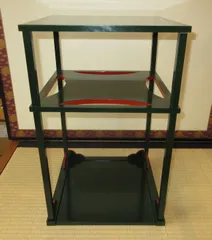 美品♦︎茶道具♦︎杉木地　糸巻二重棚♦︎共箱♦︎千家♦︎稽古 2025年最新】茶道具表千家糸巻棚の人気アイテム - メルカリ