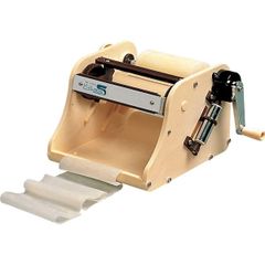 Item thumbnail for item 2e007204-6f43-41c0-b858-4fdaf6e703e8