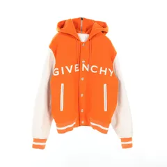 GIVENCHY ジバンシィ スタジャンのサムネイル