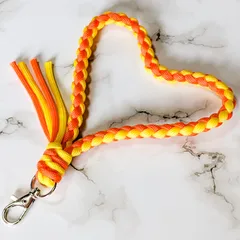 スマホストラップ カメラストラップ パラコード ハンドストラップ 一眼レフ  ハンドメイド ギフト 黄色 キイロ イエロ オレンジ