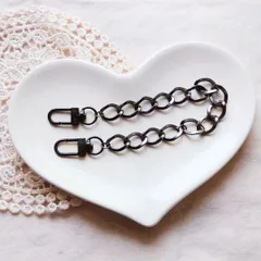 黒チェーン　シンプルスマホストラップ2