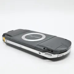 【難有品】PSP「プレイステーション・ポータブル」 ブラック＆ホワイト (PSP-1000) 【メーカー生産終了】