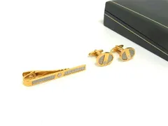 ■美品■ dunhill ダンヒル カフスボタン ネクタイピン アクセサリー 2点セット ビジネス 紳士 メンズ ゴールド系×シルバー系 DI1822 冠婚葬祭 結婚式 葬式