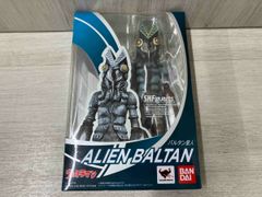 8*8様 BANDAI ジャイアントスケール バルタン星人 フィギュア 63