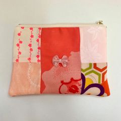 ハンドメイド　パッチdeポーチ　お着物和柄　パッチワーク　ポーチ　フラットポーチ　和柄　和雑貨　和小物　花柄