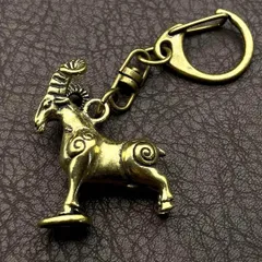真鍮 キーホルダー キーリング ヴィンテージ ビンテージ アンティーク レトロ 真鍮製 縁起物 金運 ハンドメイド ペンダントトップ 置物 チャーム 羊 ヒツジ 121