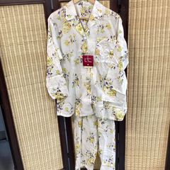 未使用 ワコール シルク100％ パジャマ 上下セット 花柄 L レディース