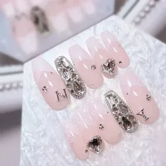 ネイルチップ 量産型 オタクネイル フレンチネイル キレイめネイル シンプルネイル イニシャルネイル ちゅるんネイル 地雷 推しネイル 推し活 オタクネイル ハート ピンクネイル ピンクベージュネイル キラキラネイル オーダー ネイルパーツ フレンチネイル