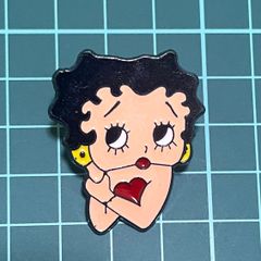 373 ピンバッジ ベティちゃん アメリカン ブローチピン ピンズ ヴィンテージ