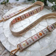 No.283 (ホワイト・幅2.5㎝)『インド刺繍ショルダーストラップ』　スマホストラップ　スマホショルダー　バッグショルダー　ネックストラップ　インド刺繍アクセサリー