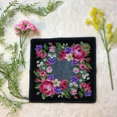 フェイラー　マリアンヌ　ハンカチ　FEILER タオルハンカチ　バラ　黒　グレー　新品