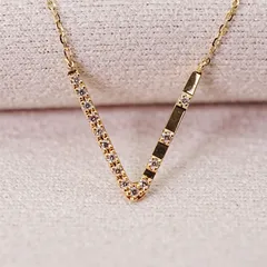 美品 アガット K18 Vライン ダイヤモンド ネックレス/25-1402S